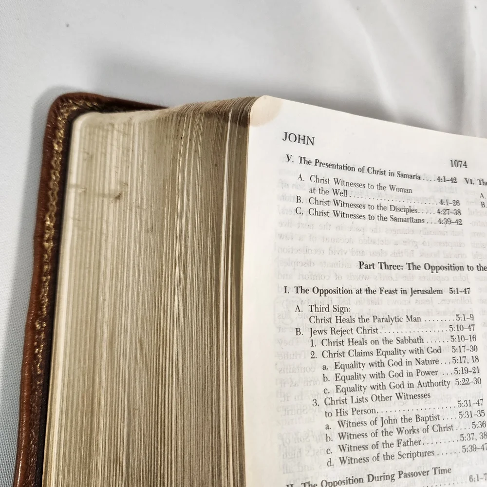 Vintage 1985 Holy Bible New King James Version The Open Bible Expanded Edition